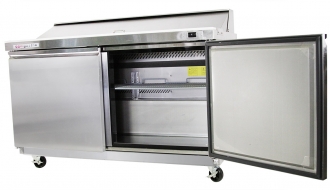 Refrigerated pizza table / Saladette – 1,11 x 0,77 m – 396 litres - with 2 doors