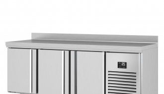 Refrigerated table - with 3 doors